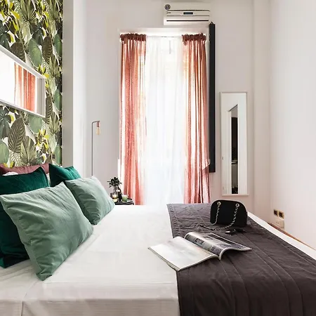 With One Bedroom In With Wonderful View And Wifi Rome